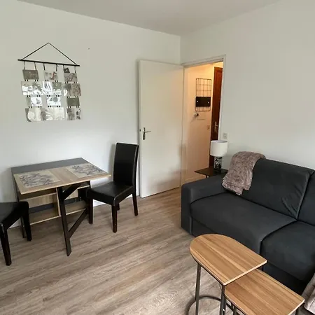 Avec Jardin Centre La Roseraie קאבורג