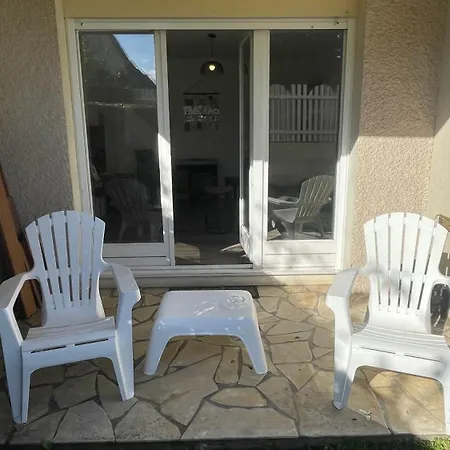 דירה Avec Jardin Centre La Roseraie קאבורג